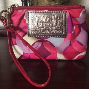 Rare coach Poppy Kaleidoscope wristlet